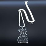 Accessoire félin : collier noir porte-bonheur