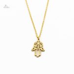 Collier court main de Fatma élégant et symbolique