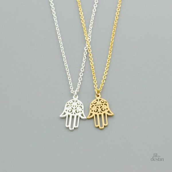 Collier en argent main de Fatma, design unique et raffiné
