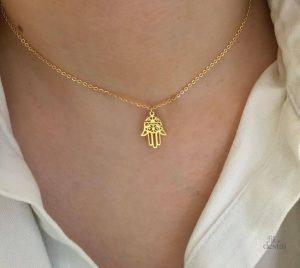 Accessoire main de Fatma, parfait pour toutes occasions
