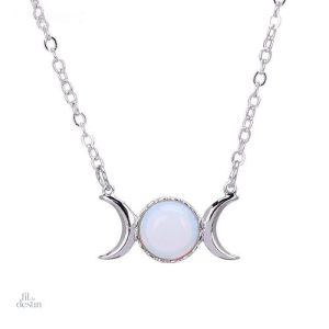 Collier triple lune wicca en porte-bonheur