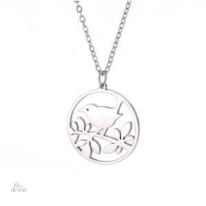 Collier porte-bonheur en forme d'hirondelle délicate