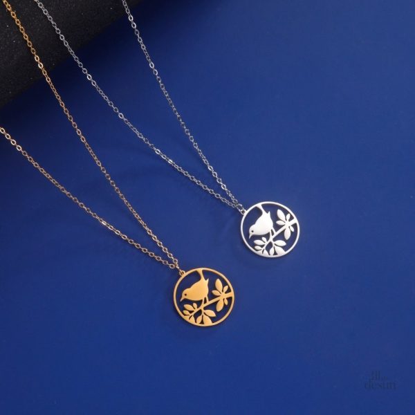 Bijou symbolique d'hirondelle, protection et chance