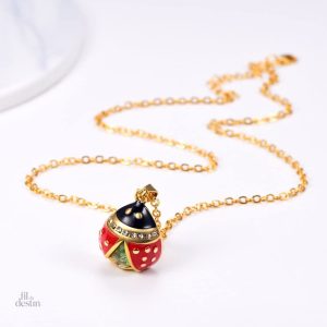 Collier avec petite coccinelle, charme protecteur