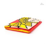 Drapeau Sicilien avec motifs culturels et historiques distincts