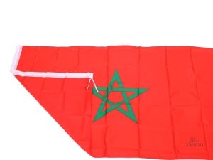 Drapeau marocain avec étoile verte sur fond rouge, accessoire décoratif