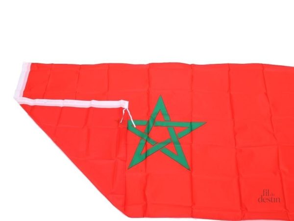 Drapeau marocain avec étoile verte sur fond rouge, accessoire décoratif