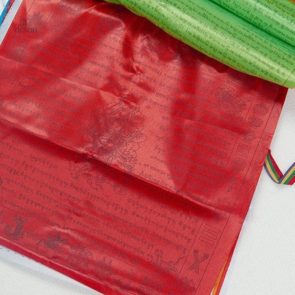 Drapeaux de prière tibétains en tissu durable