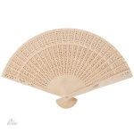 Éventail en bois traditionnel japonais, symbole de chance