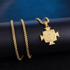 Amulette Saint Benoît pour la foi et la sécurité