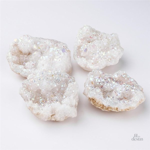 Morceau de quartz, géode pour la méditation et l'équilibre