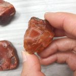 Agate rouge en morceaux pour énergies positives