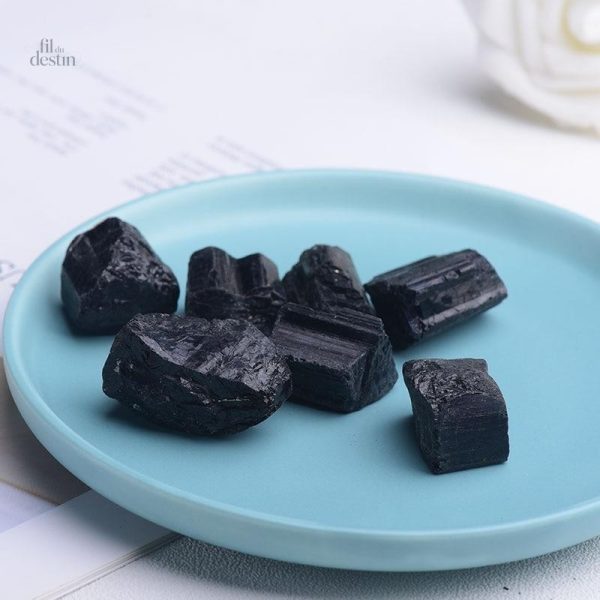 Tourmaline noire brute, pierres naturelles pour bien-être