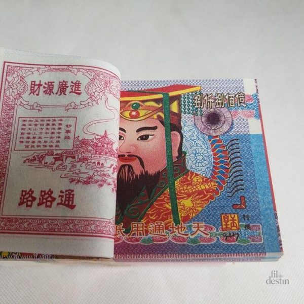 Papier joss, offrande pour les esprits bienveillants