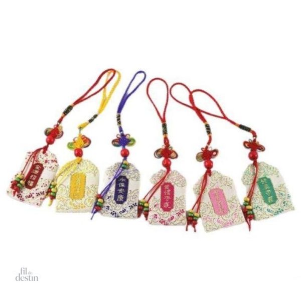 omamori-1 Omamori, porte-bonheur japonais traditionnel en tissu