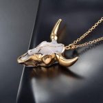 Bijou crâne de taureau, symbole de force et protection