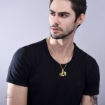 Pendentif porte-bonheur au nom d'Allah, un symbole de foi