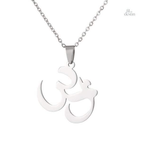 pendentif-avec-le-symbole-du-om-1 Pendentif Om en métal, symbole porte-bonheur