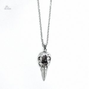 Pendentif crâne de corbeau porte-bonheur