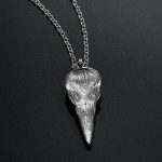 Accessoire tendance crâne de corbeau unique