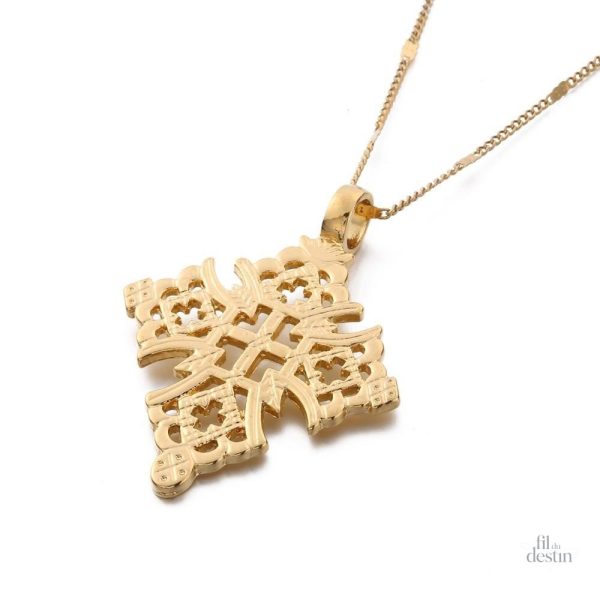 pendentif-avec-une-croix-copte-1 Pendentif croix copte en métal, design traditionnel unique