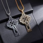 Bijou celtique, pendentif porte-bonheur unique