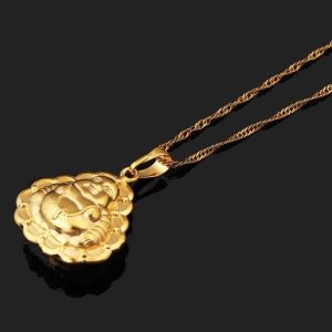 Pendentif représentant Budai, symbole de chance et prospérité