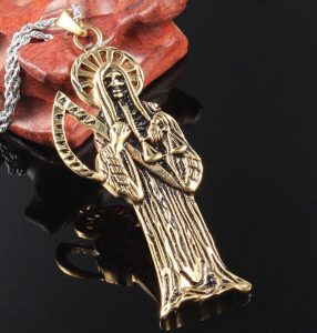 Pendentif Santa Muerte, symbole de protection et de foi