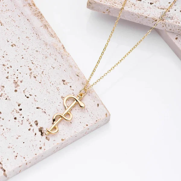 Pendentif symbolique du bâton d'Asclépios pour chance