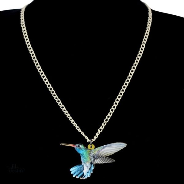 Pendentif coloré inspiré du colibri, élégance et chance