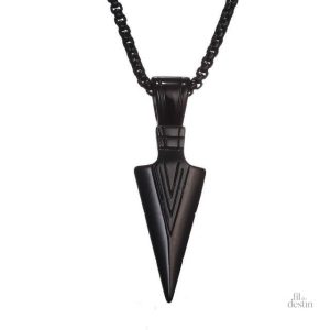 Collier avec pendentif flèche, accessoire unique et significatif
