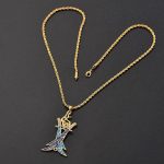 Bijou pendentif inspiré des cimeterres arabe, charme unique