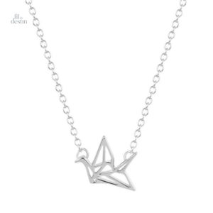 Pendentif grue symbolisant la chance et la prospérité