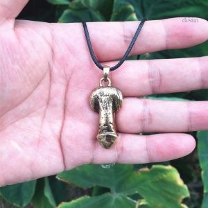 Pendentif porte-bonheur en forme phallique