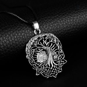 Bijou viking Yggdrasil, design en entrelacs élégant