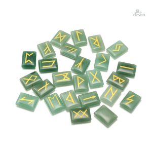 Runes porte-bonheur en bois, futhark traditionnel scandinave