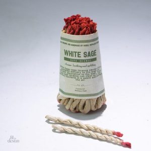 Porte-bonheur tressé en sauge blanche, tradition grecque