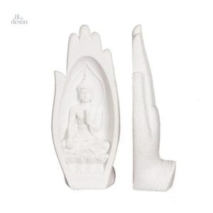 Statue de main représentant Bouddha en pierre
