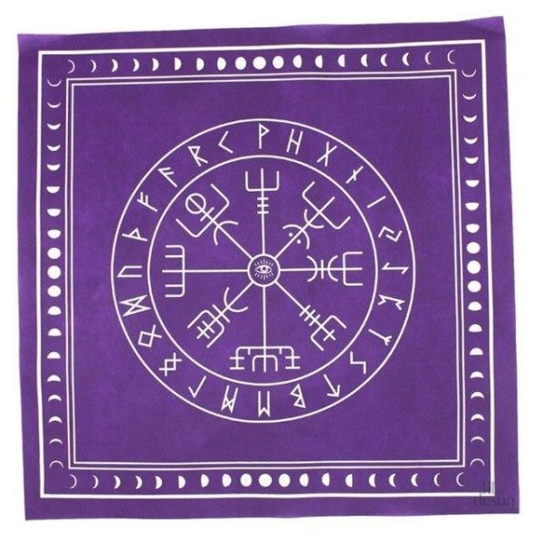 Tapis nordique pour pratiques de voyance et divination