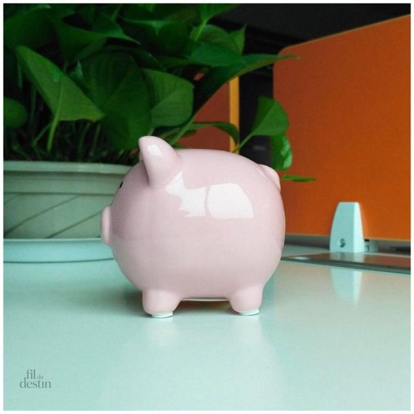 Cochon tirelire, un accessoire porte-bonheur anglais